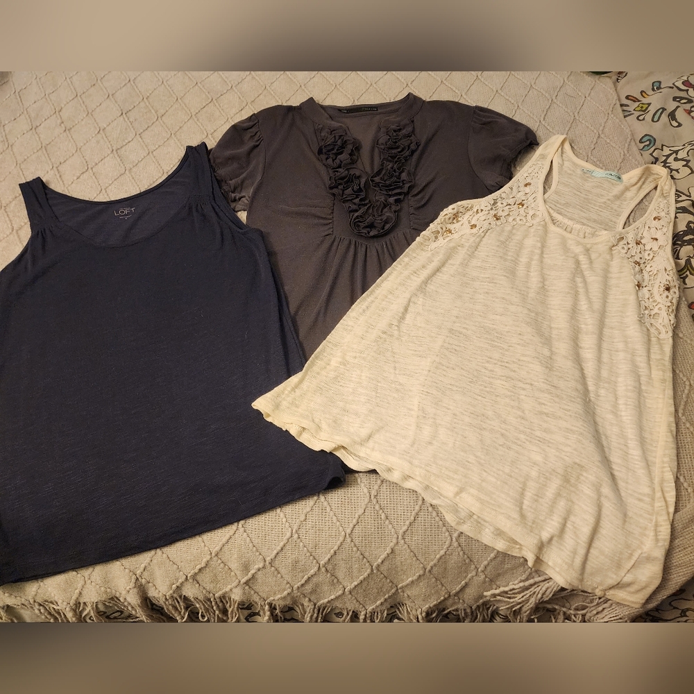 Bundle of 3 Women's Medium Tops